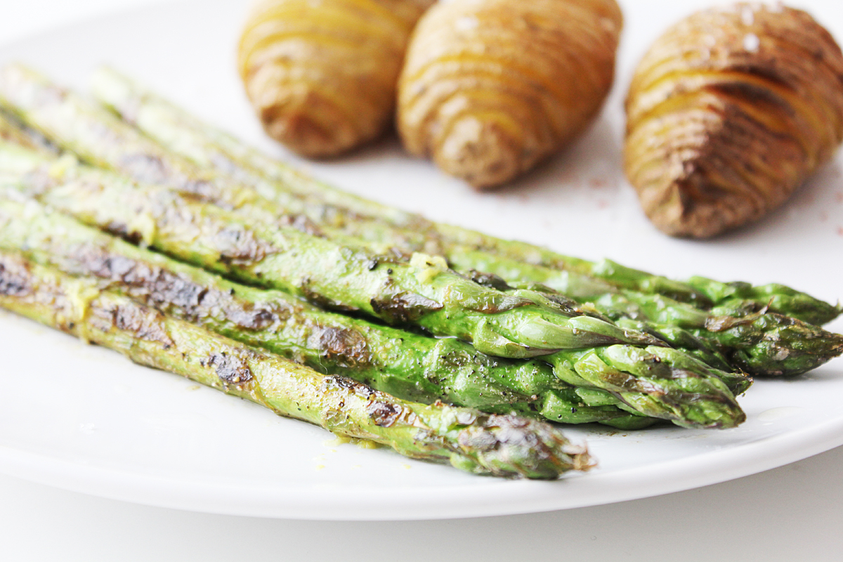 Green Asparagus and Hasselback Potatoes