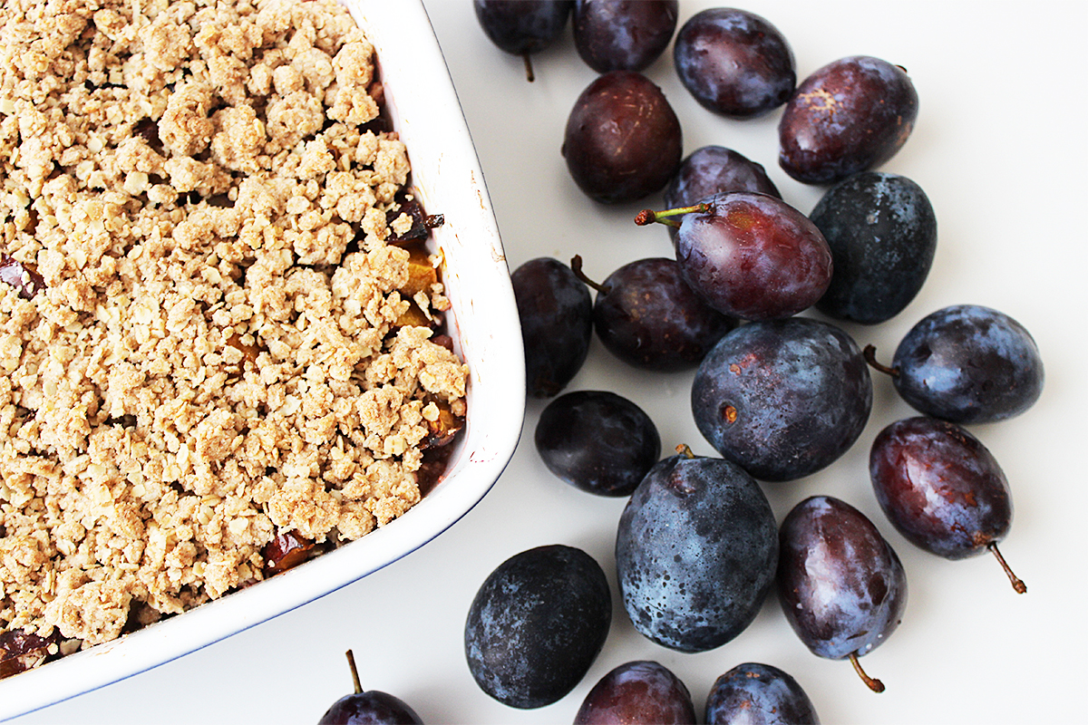 Plum Crumble