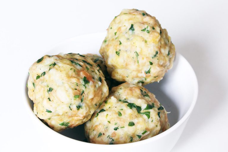 Vegan Bread Dumplings (Semmelknödel) Cheap And Cheerful Cooking