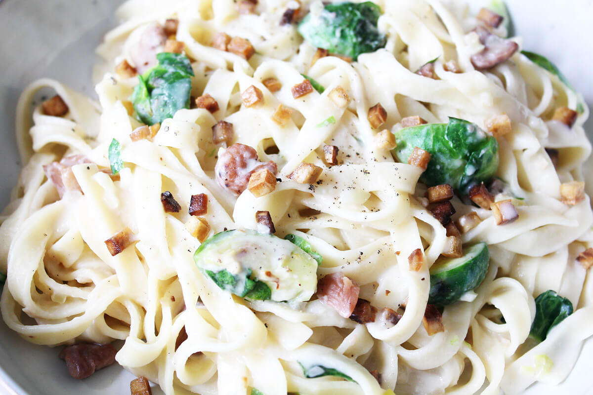 Brussel Sprouts Chestnut Pasta (Vegan)