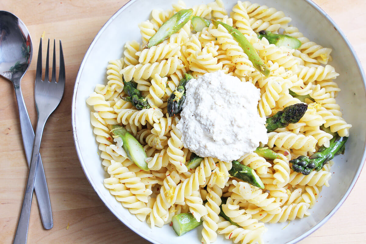 Vegan Asparagus Lemon Pasta with Ricotta