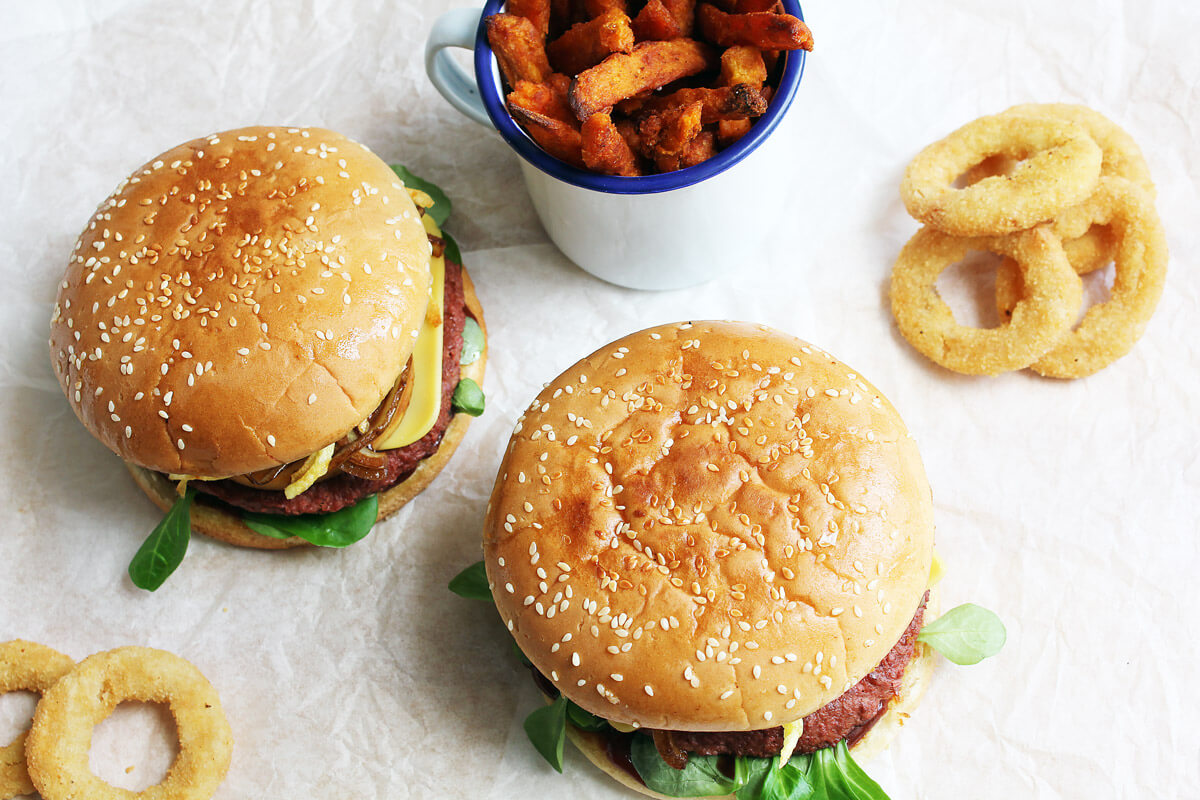 Vegan Autumn Burger with Caramelised Apple