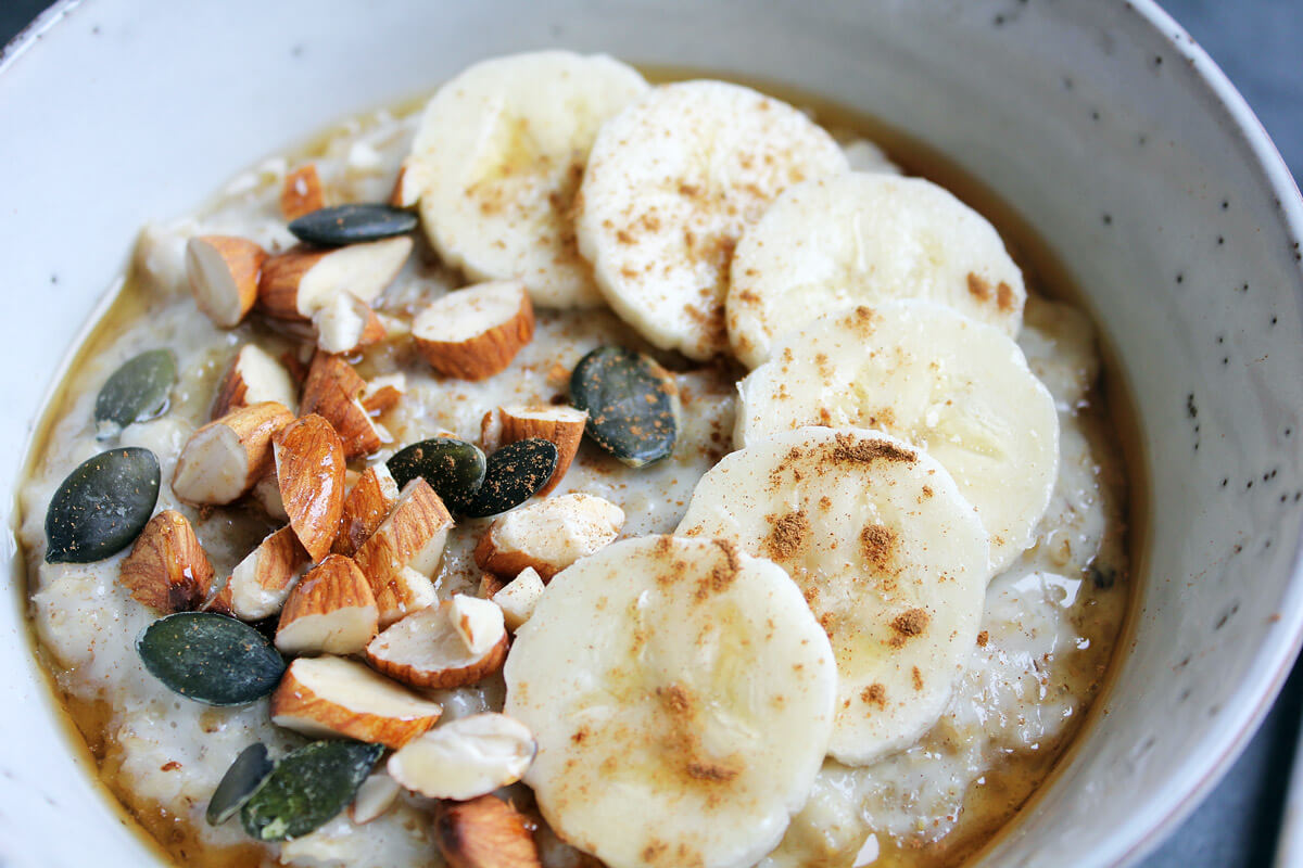 Porridge with Banana, Almonds and Sunflower Seeds