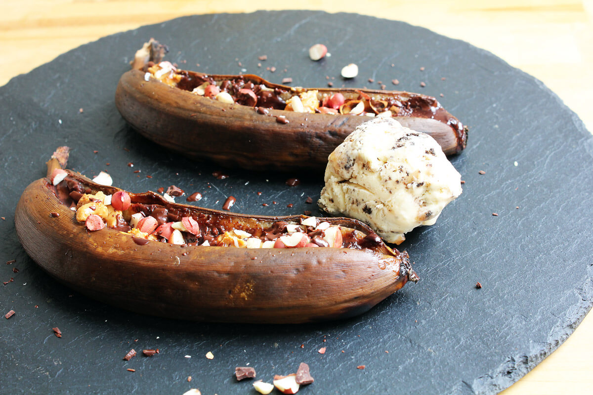 Grilled Banana with Peanut &amp; Chocolate - Cheap And Cheerful Cooking