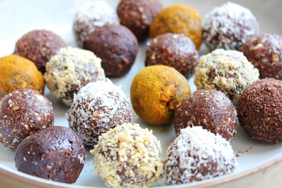 Energy Balls With Dates