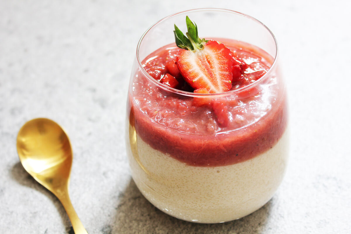 Vegan Semolina Pudding with Strawberry Rhubarb Compote