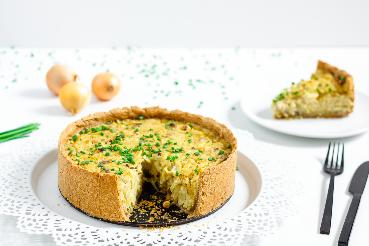 Vegan Onion Cake (Quiche Lorraine)