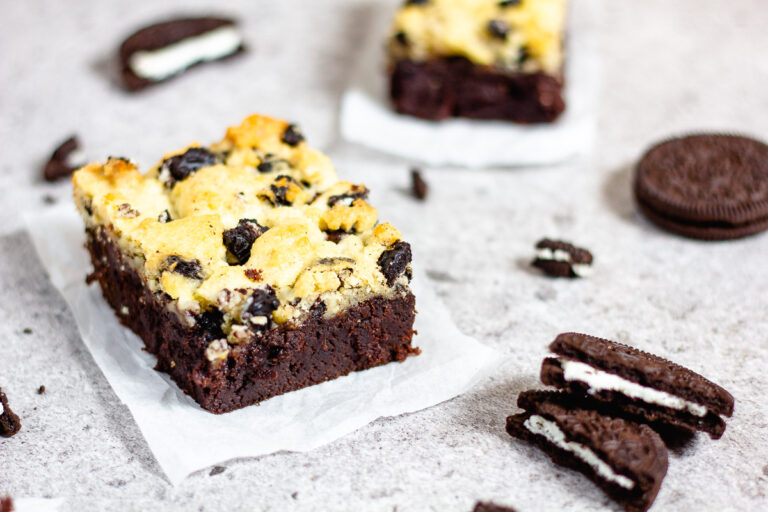 Vegan Oreo Chunk Brookies