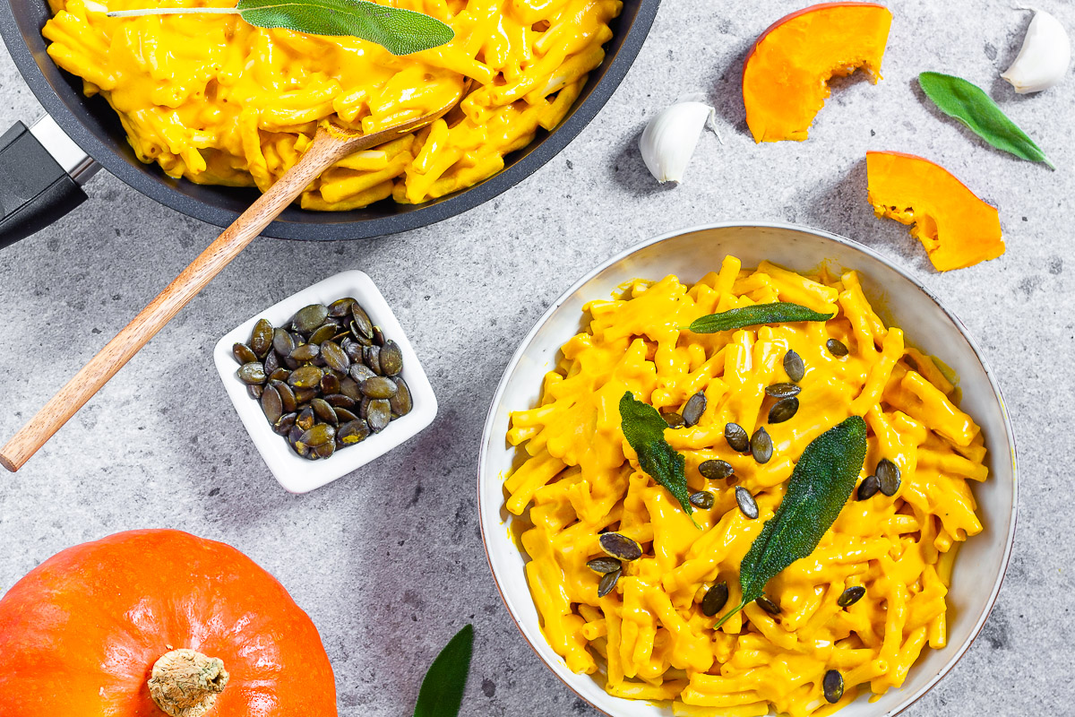 Vegan Pumpkin Mac and Cheese