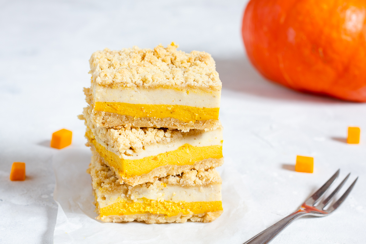 Vegan Pumpkin Cheesecake Bars