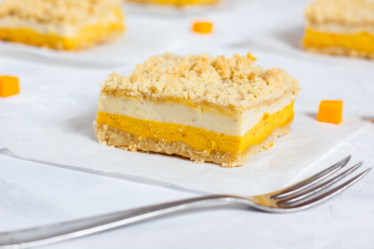 Vegan Pumpkin Cheesecake Bars