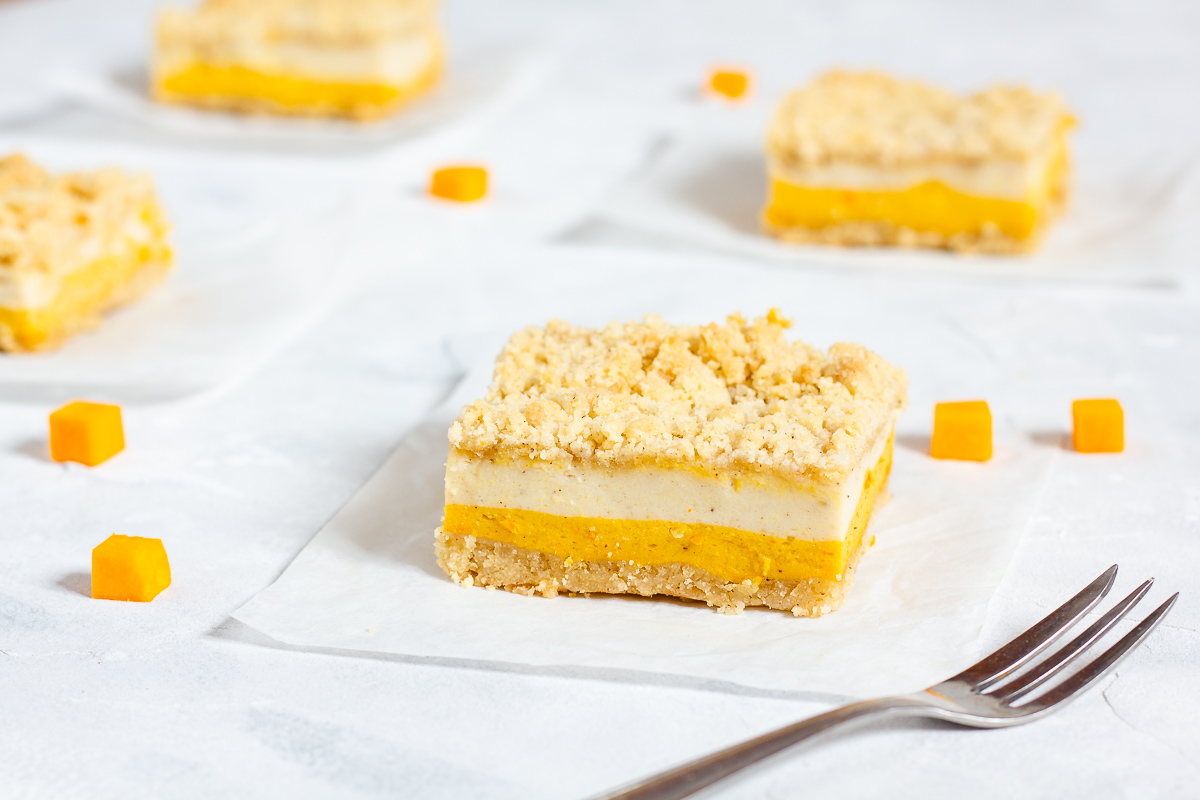 Vegan Pumpkin Cheesecake Bars