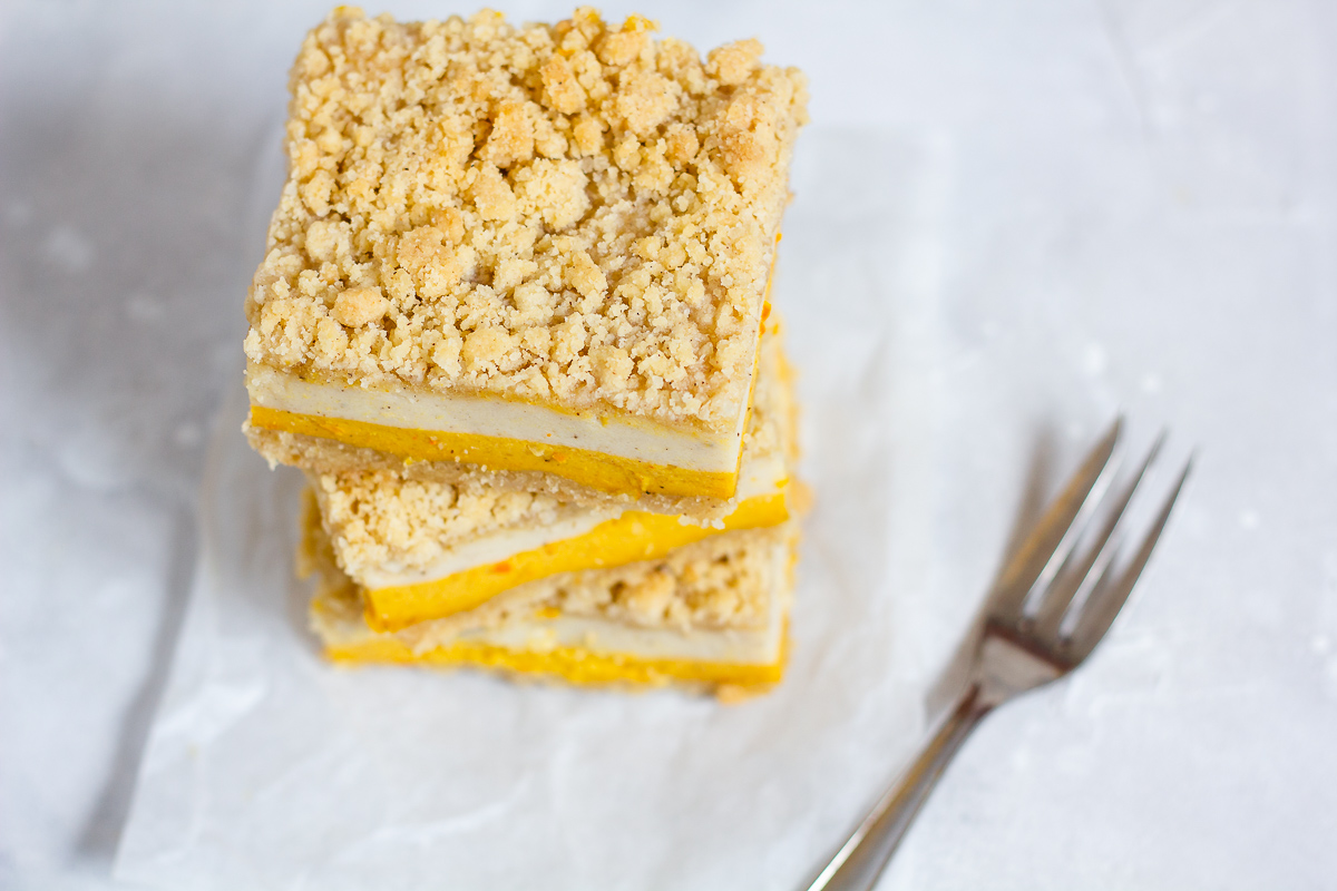 Vegan Pumpkin Cheesecake Bars