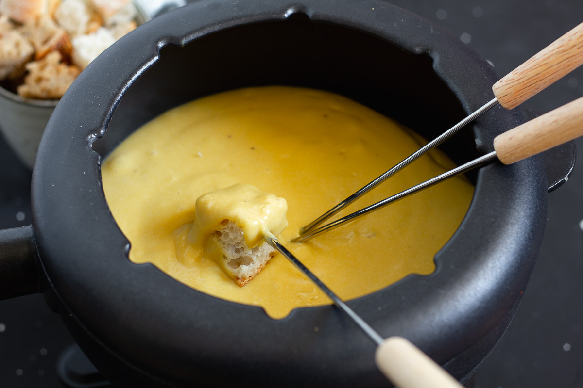 Vegan Cheese Fondue