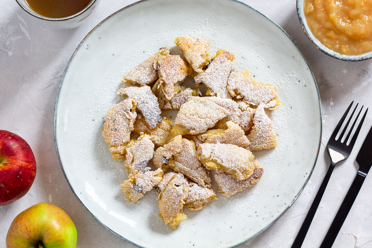 Vegan Kaiserschmarrn with Apple Sauce