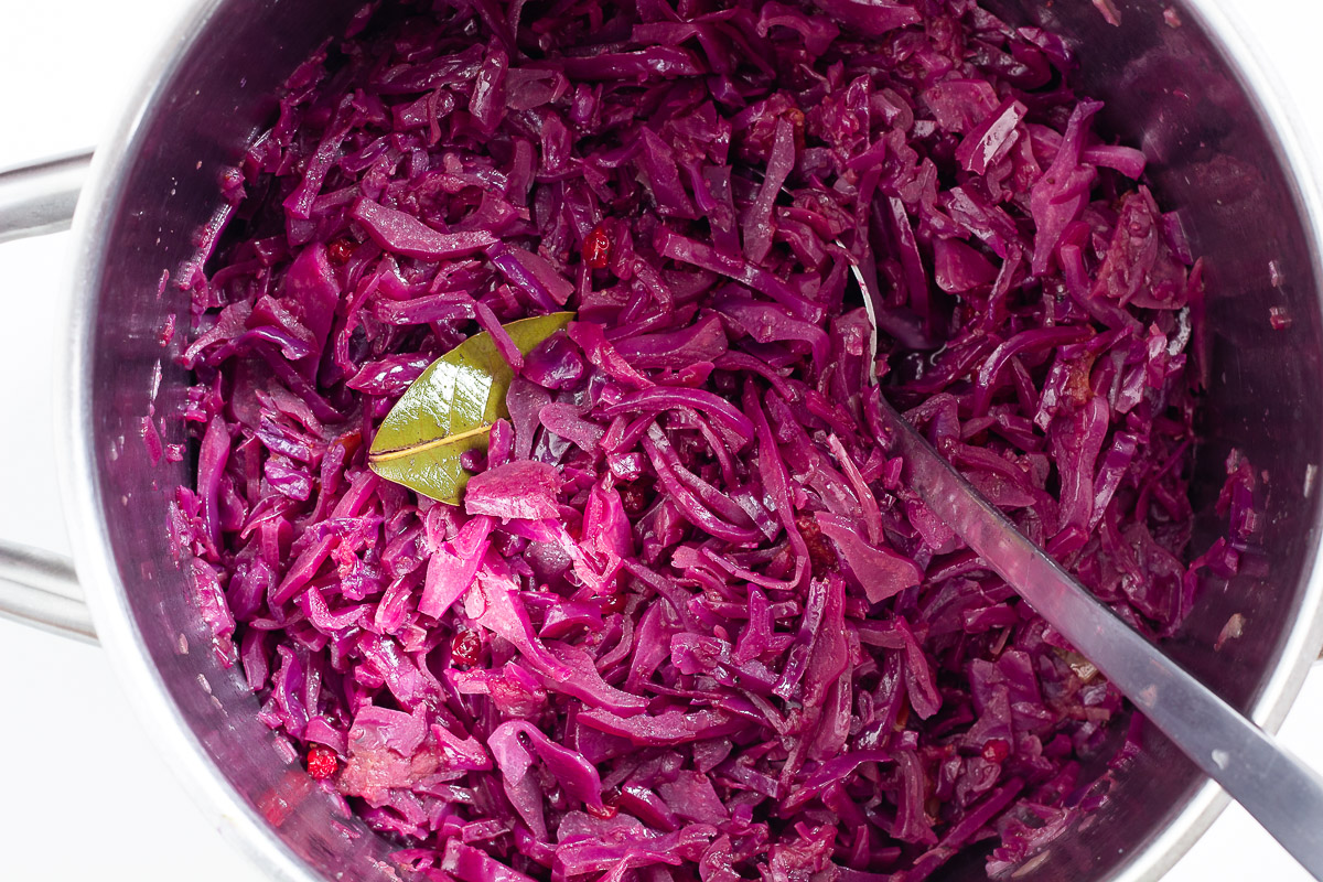 Vegan Red Cabbage with Apple