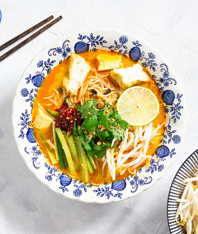 Vegan Curry Laksa - Malaysian Noodle Soup