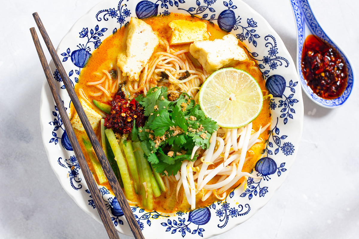 Vegan Curry Laksa - Malaysian Noodle Soup