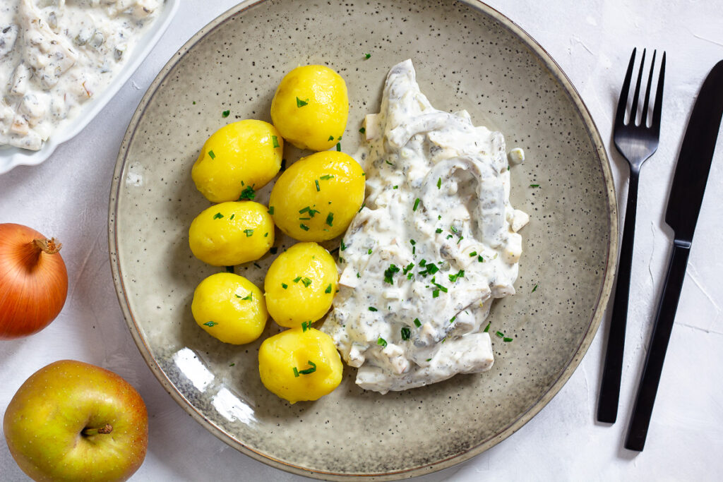 Vegan Pickled Herring in Cream Sauce - Cheap And Cheerful Cooking