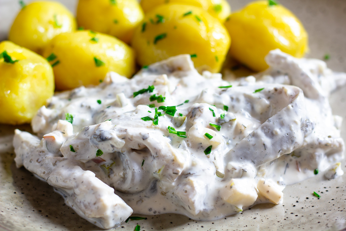 Vegan Pickled Herring in Cream Sauce