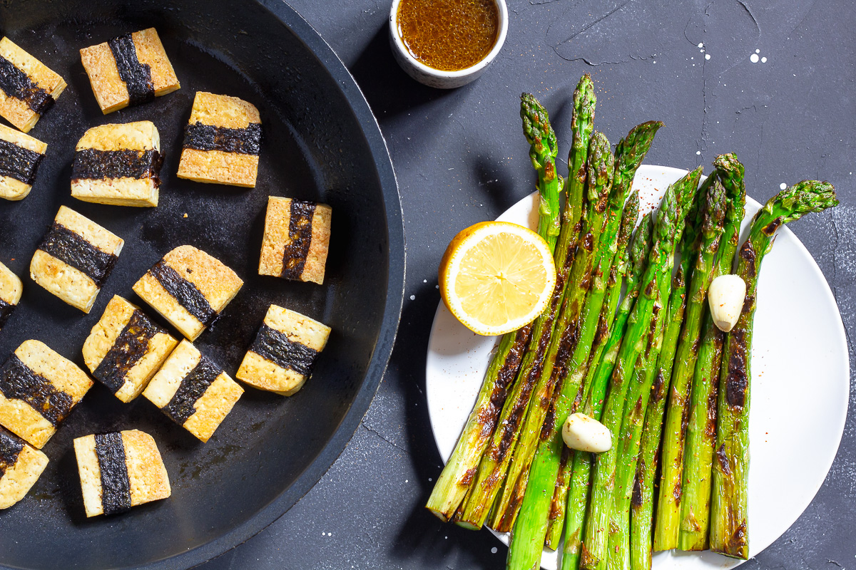Green Asparagus with Soy Dressing and Tofu