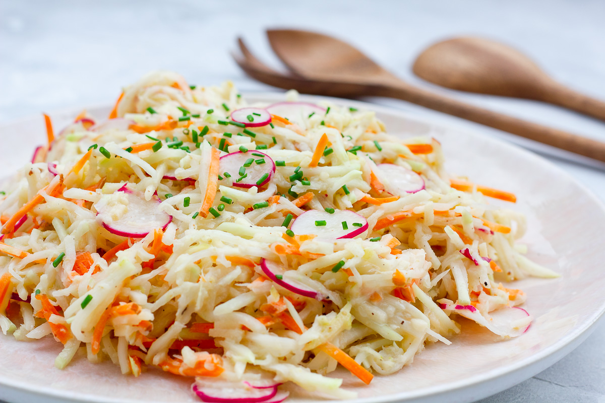 Veganer Kohlrabi Slaw