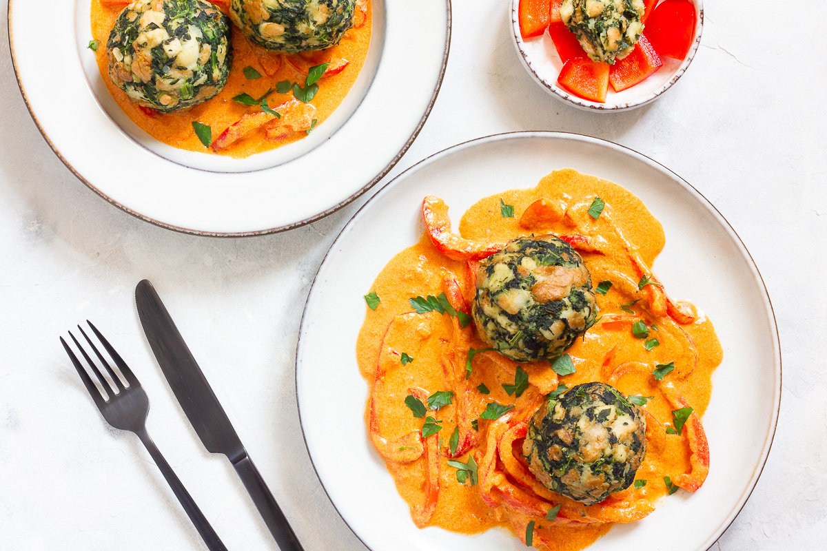 Vegan Spinach Dumplings with Red Pepper Cream Sauce