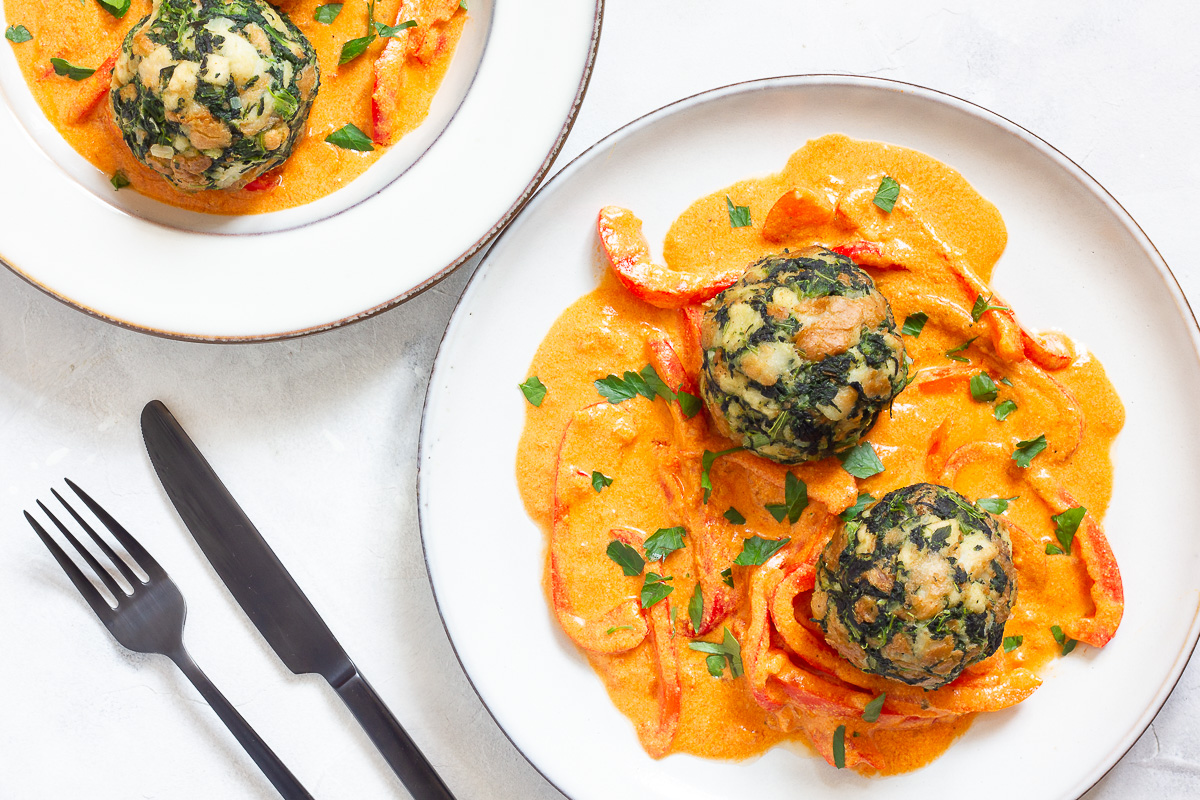 Vegan Spinach Dumplings with Red Pepper Cream Sauce