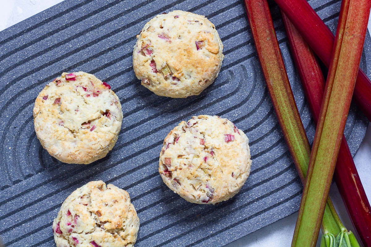 Vegan Rhubarb Scones