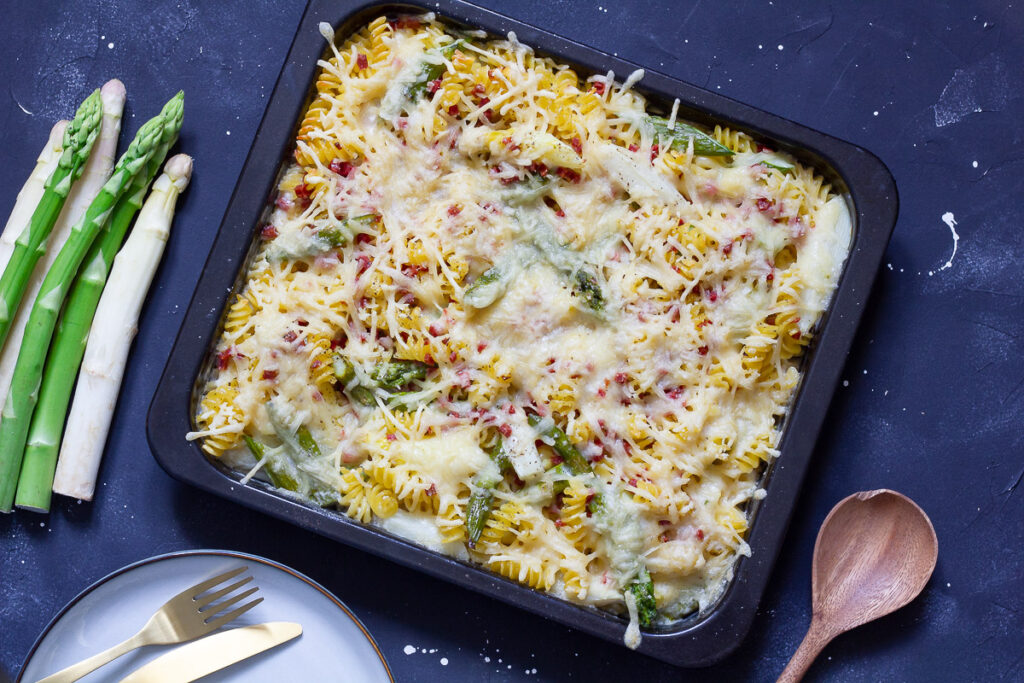 Veganer Spargel-Nudel-Auflauf - Cheap And Cheerful Cooking