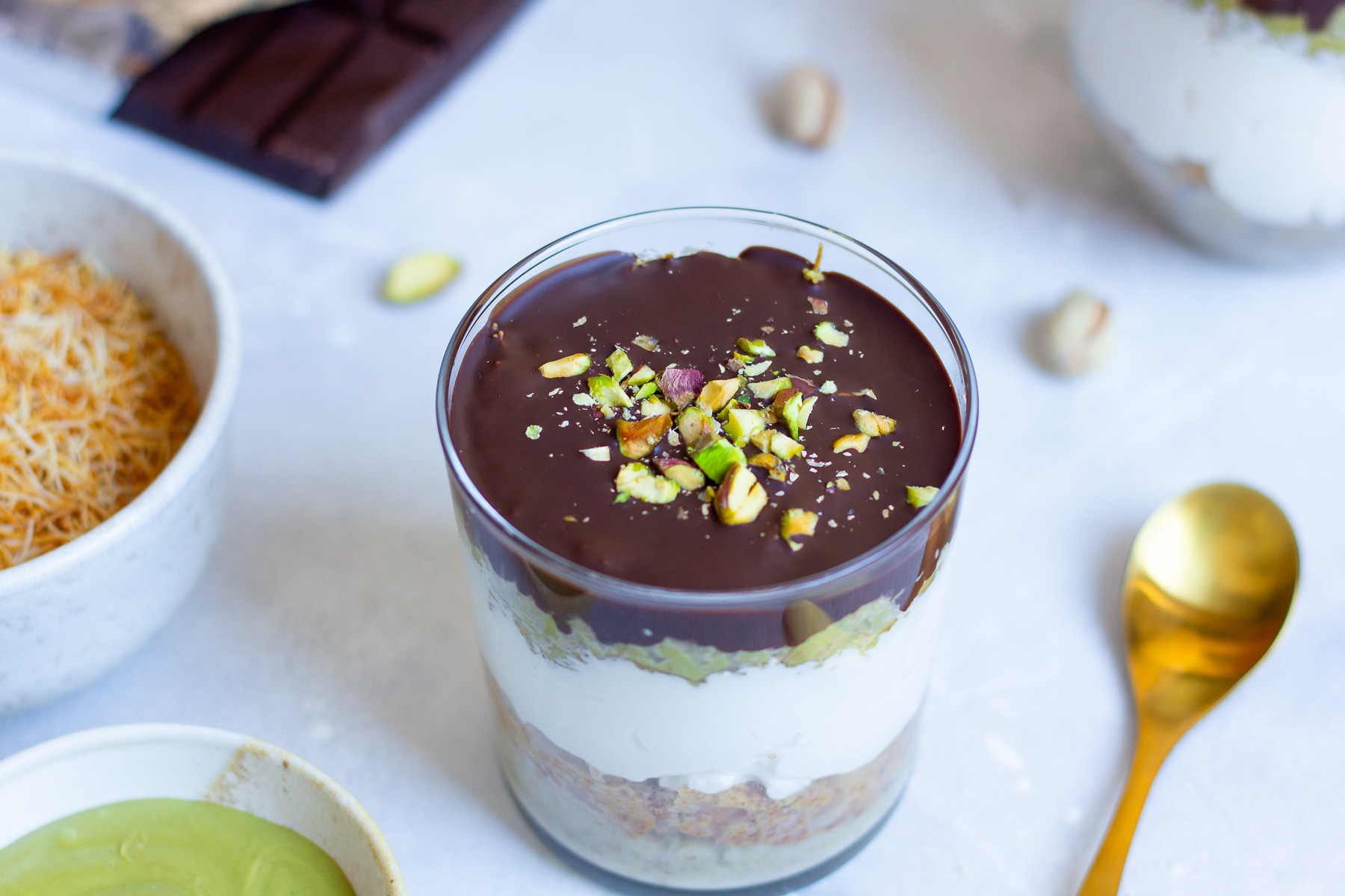 Veganes Dubai Schokoladen Tiramisu im Glas